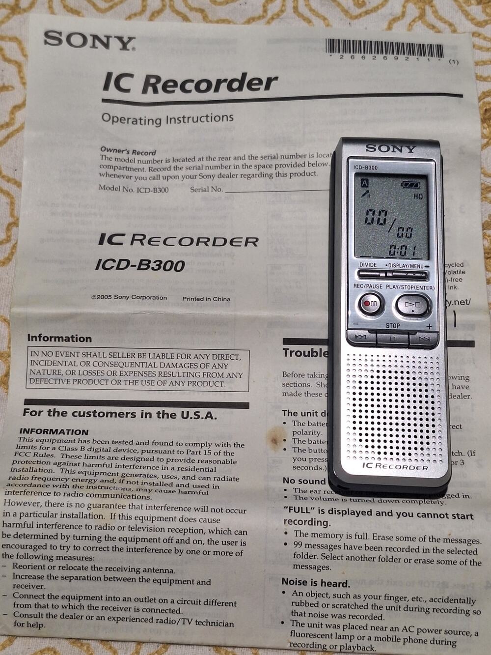 Sony ICD-B300 Digital Voice IC Recorder Tested Working w Original Manual 2005 NM